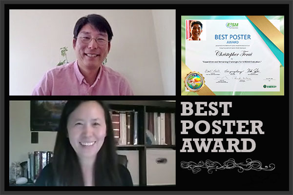 Xujing Davis, DOE BER, presents Best Poster Award to Chris Terai, LLNL